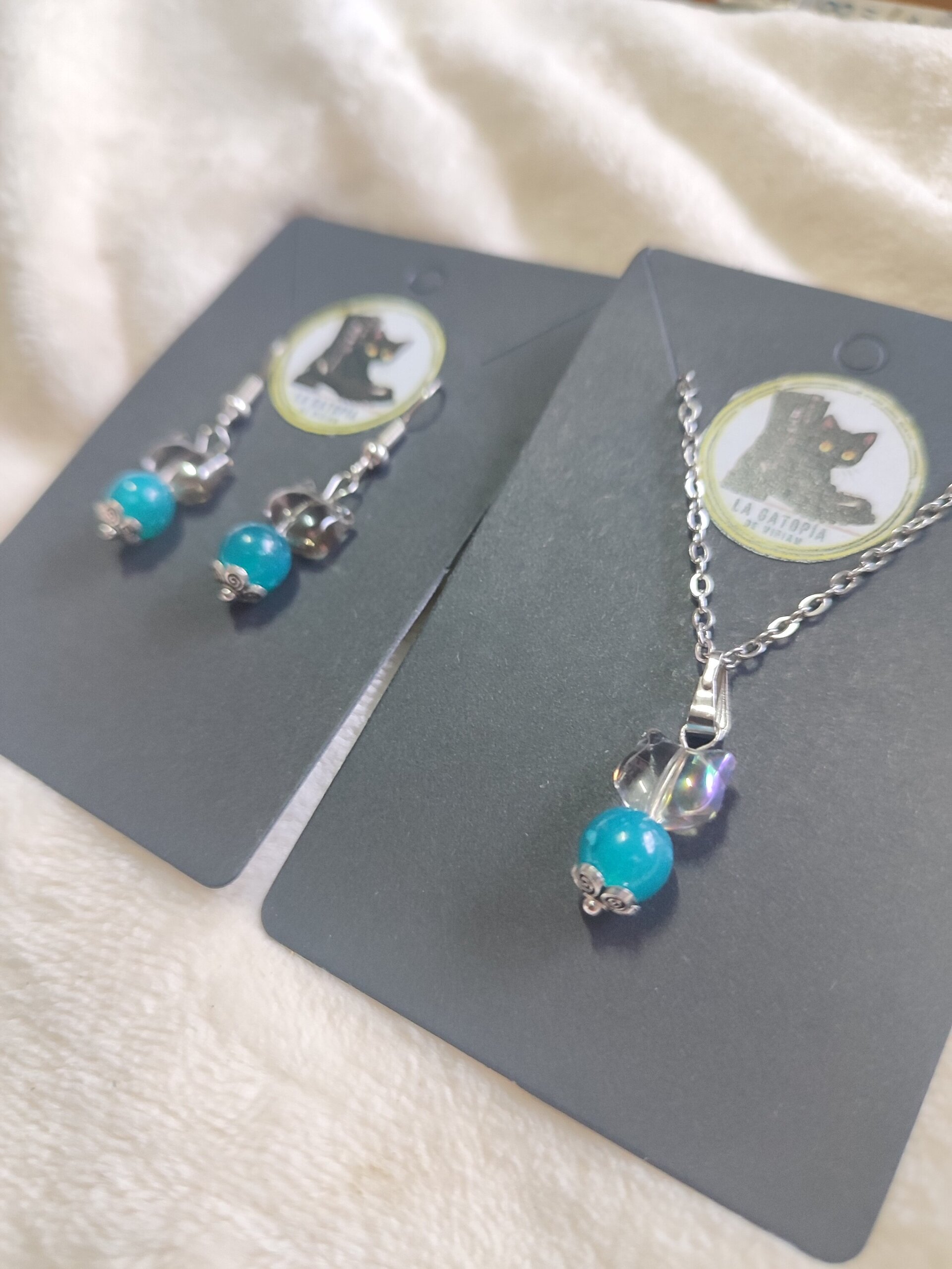 Conjunto Pendientes y colgante - 3